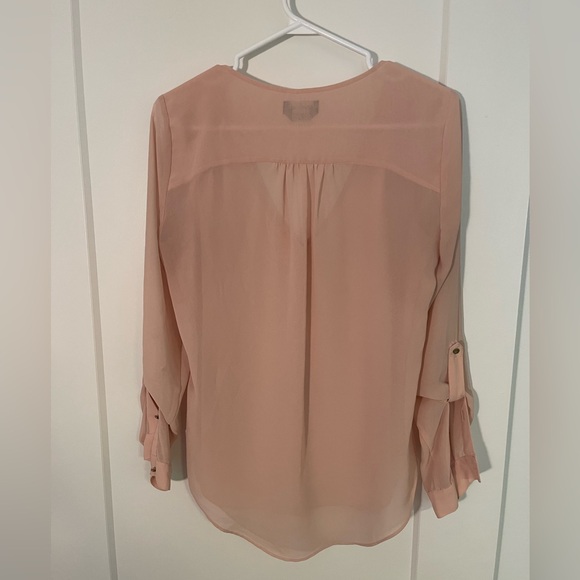 BEBE Baby pink blouse - Picture 3 of 3